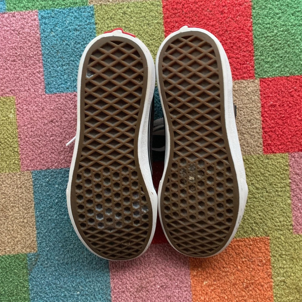 Classic Black and White VANS - Picture 7 of 8